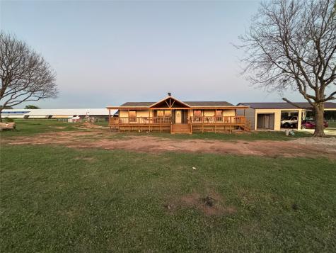 1524 Vz County Road 2128 Wills Point TX 75169