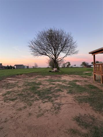 1524 Vz County Road 2128 Wills Point TX 75169