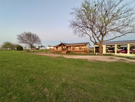 1524 Vz County Road 2128 Wills Point TX 75169