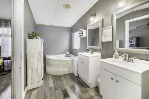 352 Jennifer Lane Moody TX 76524