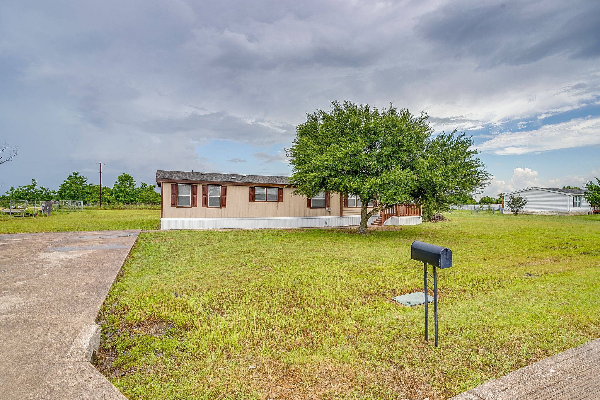 150 Hearne Lane Red Oak TX 75154
