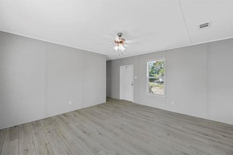 2722 Cypress Street Granbury TX 76048