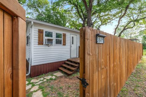 3841 Boquillas Circle Granbury TX 76048