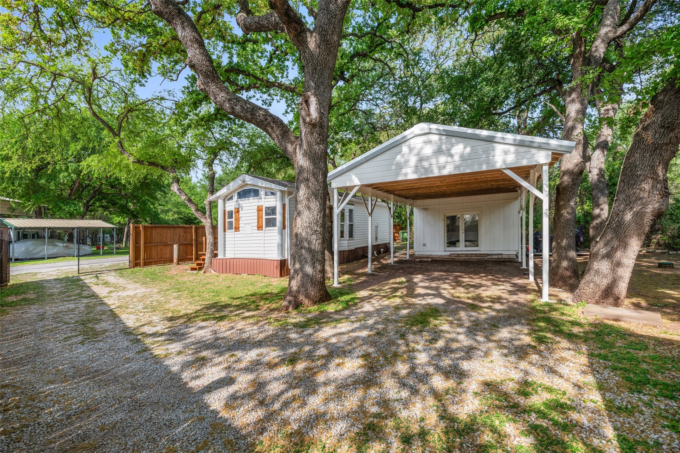 3841 Boquillas Circle Granbury TX 76048