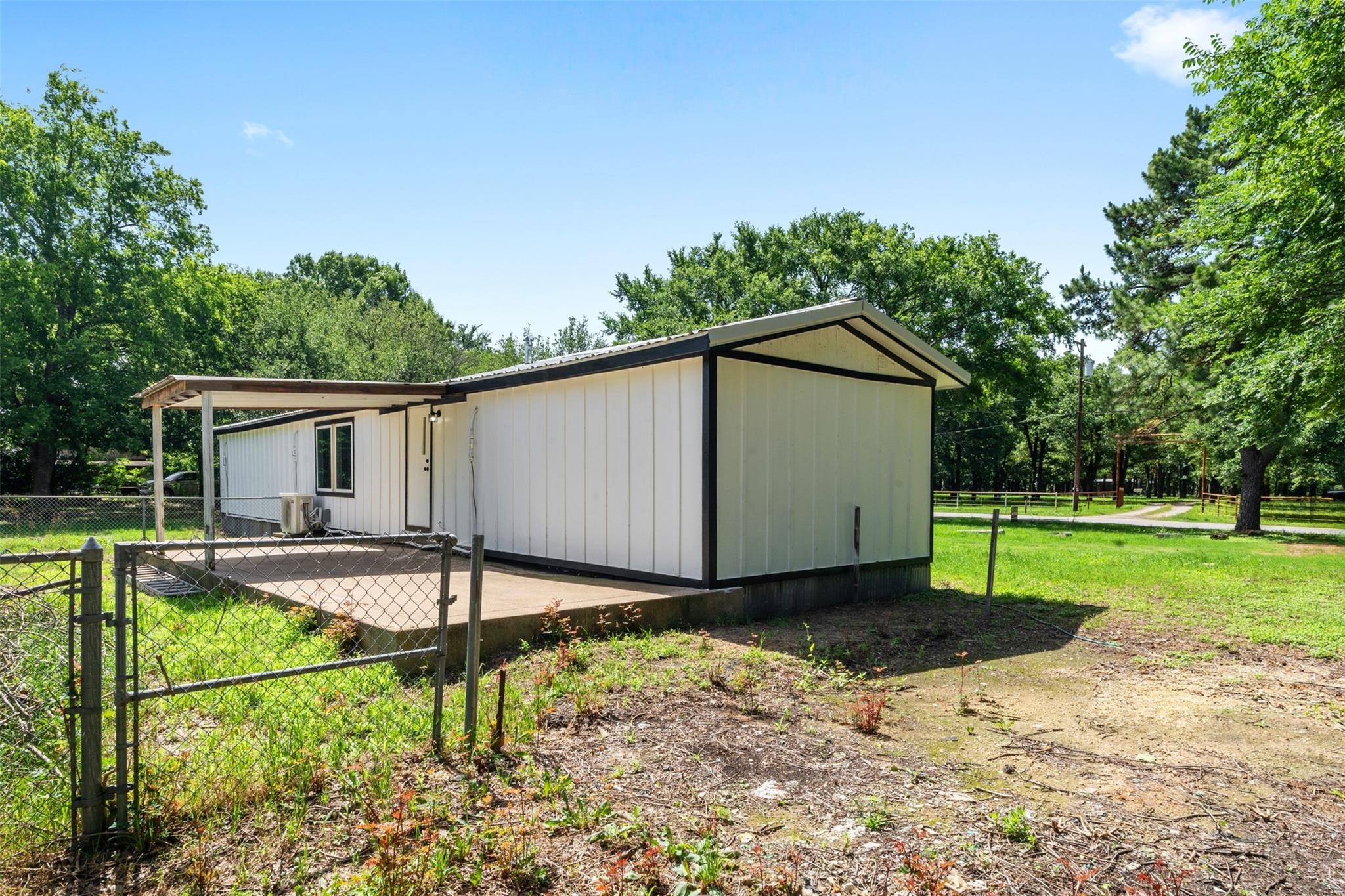 19930 Leisureland Road Payne Springs TX 75156
