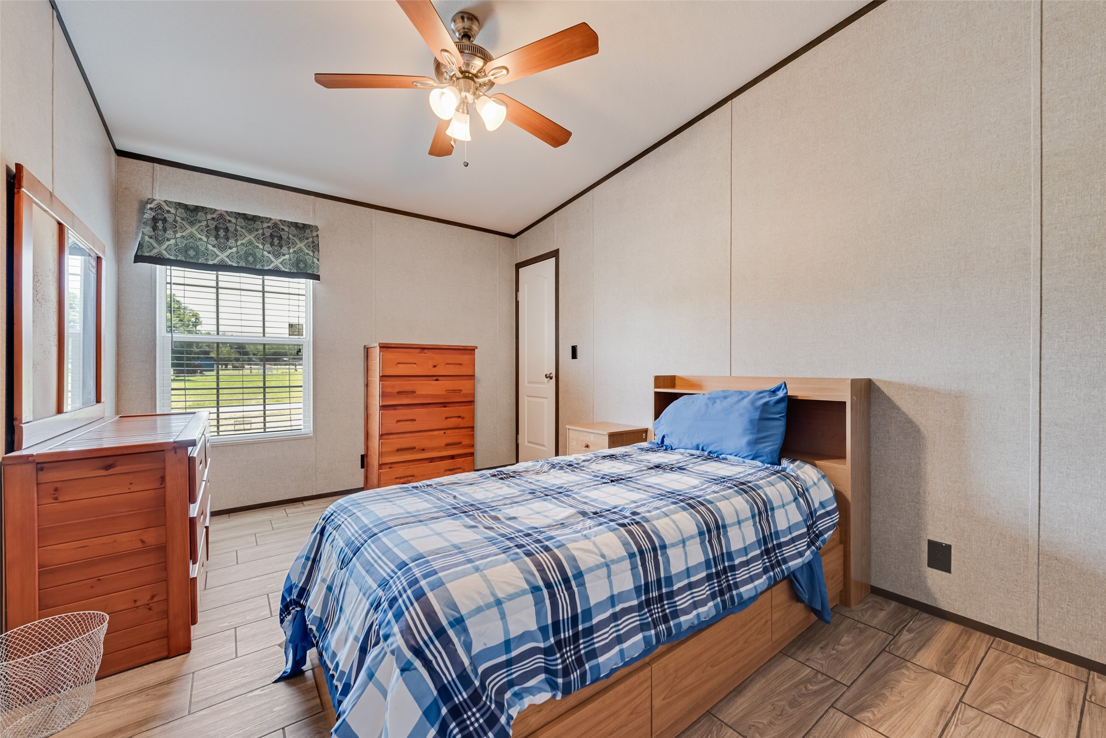 1820 Pelican E Pelican Bay TX 76020