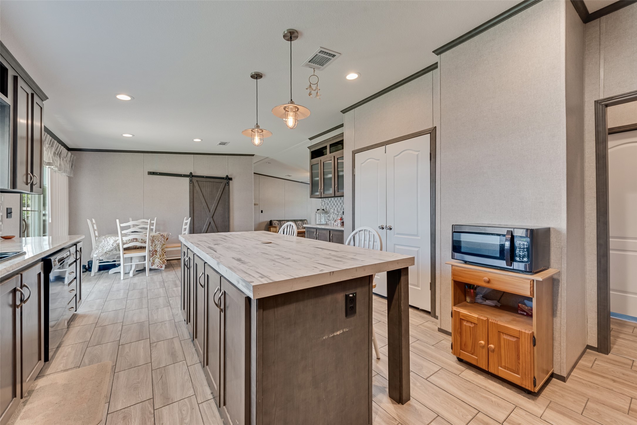 1820 Pelican E Pelican Bay TX 76020