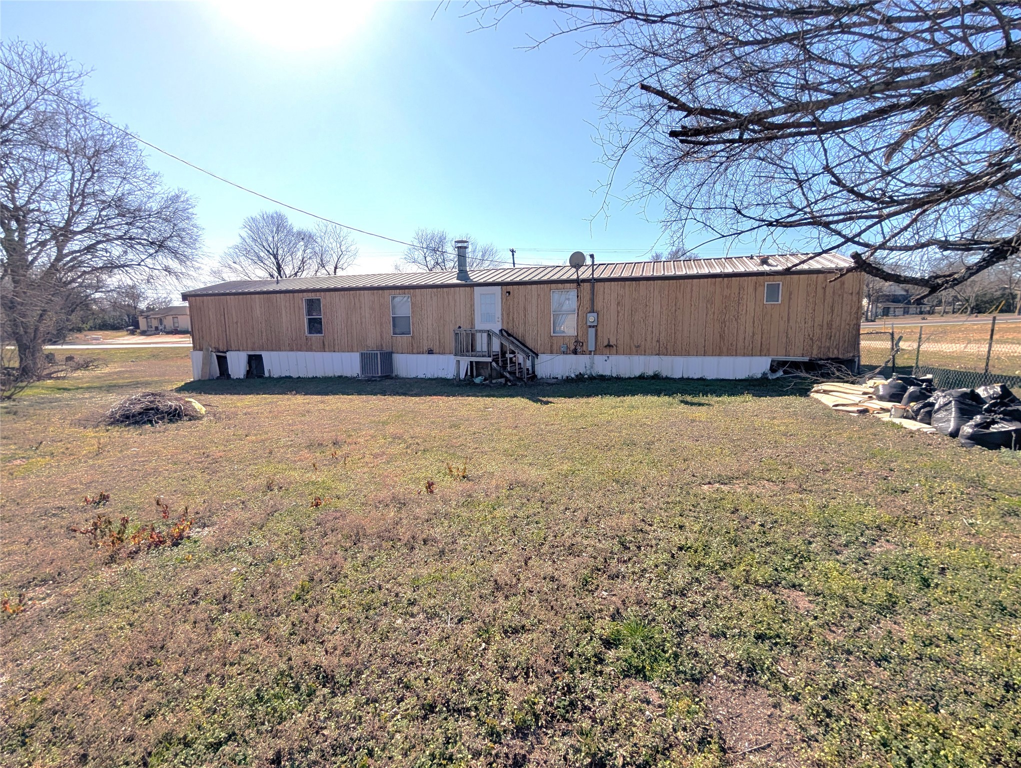 425 State Highway 34 SW Italy TX 76651