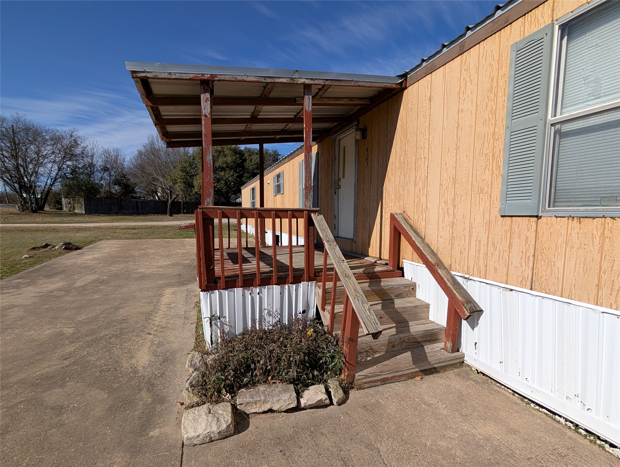 425 State Highway 34 SW Italy TX 76651