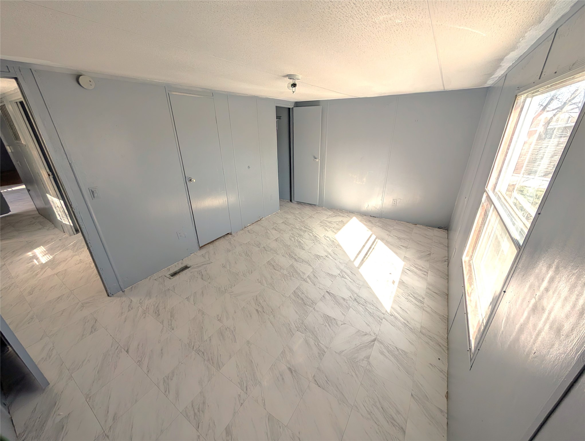 425 State Highway 34 SW Italy TX 76651