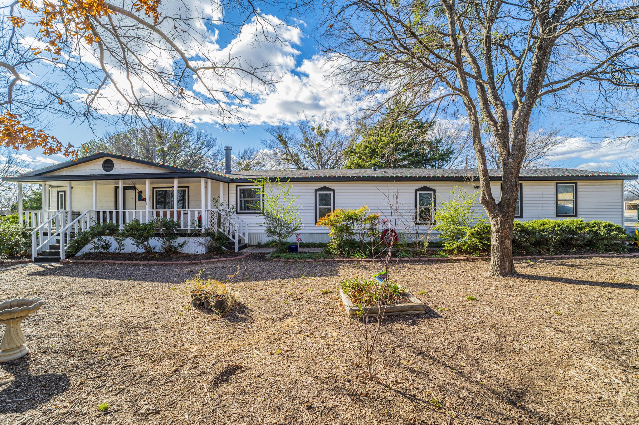13589 Sam Reynolds Road Justin TX 76247