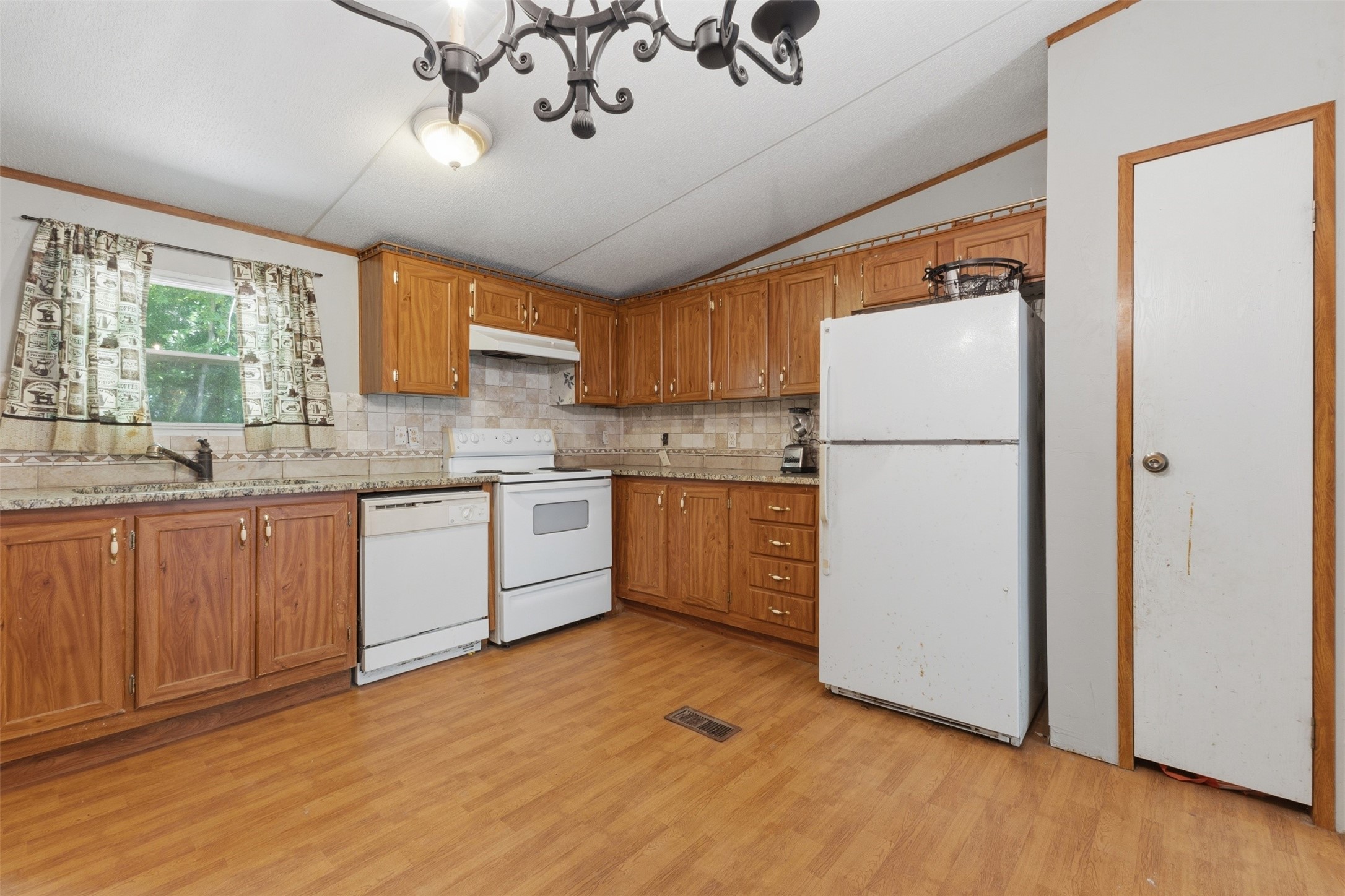 2400 County Road 1730 Yantis TX 75497