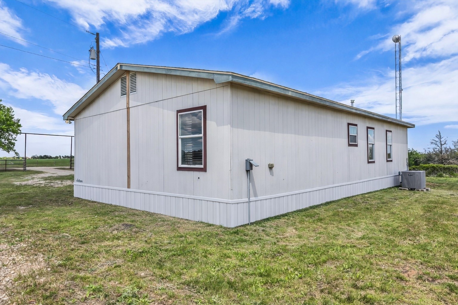 114 Cr 119 Riesel TX 76682