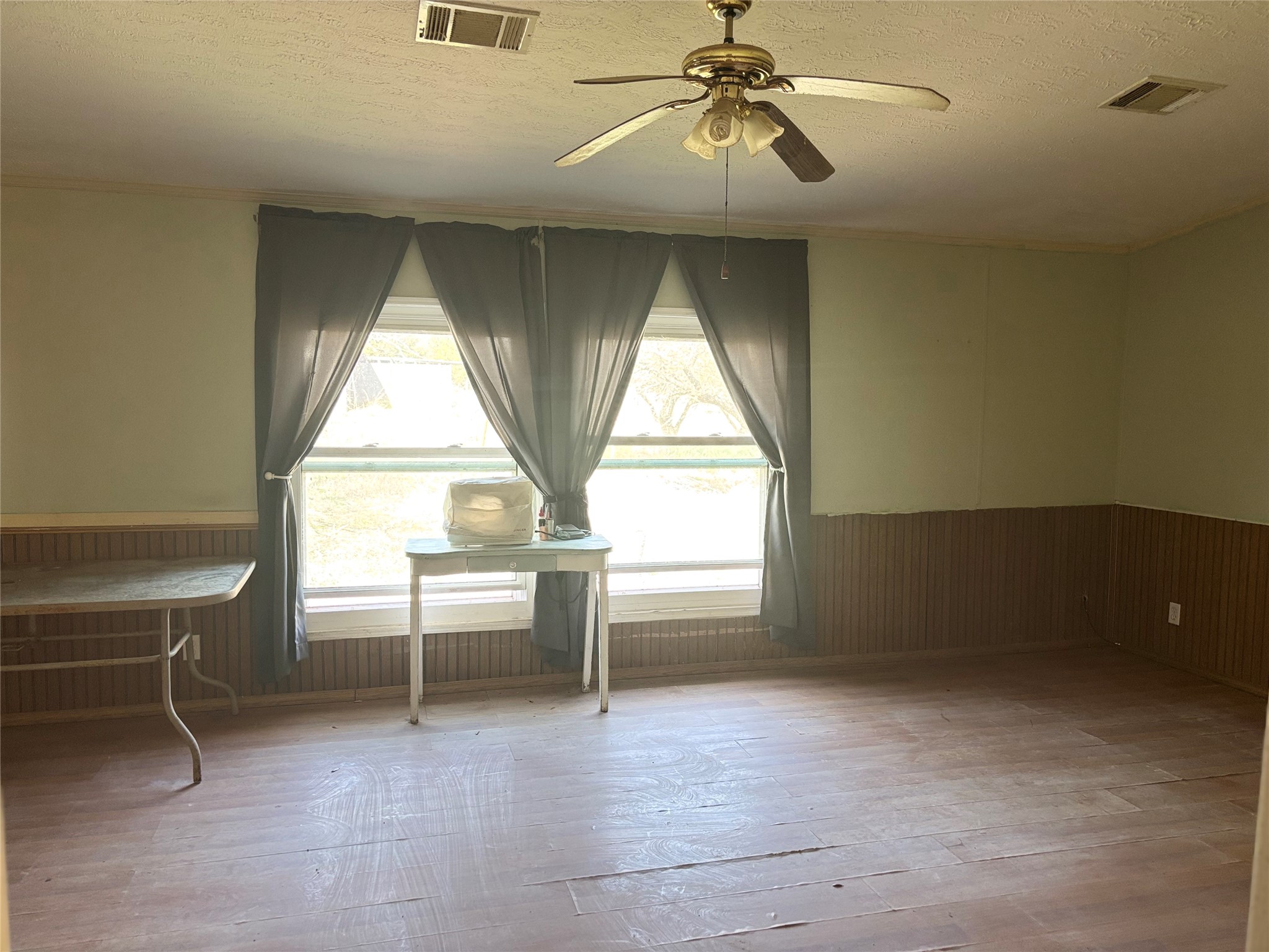 210 Private Road 3221 Kempner TX 76539
