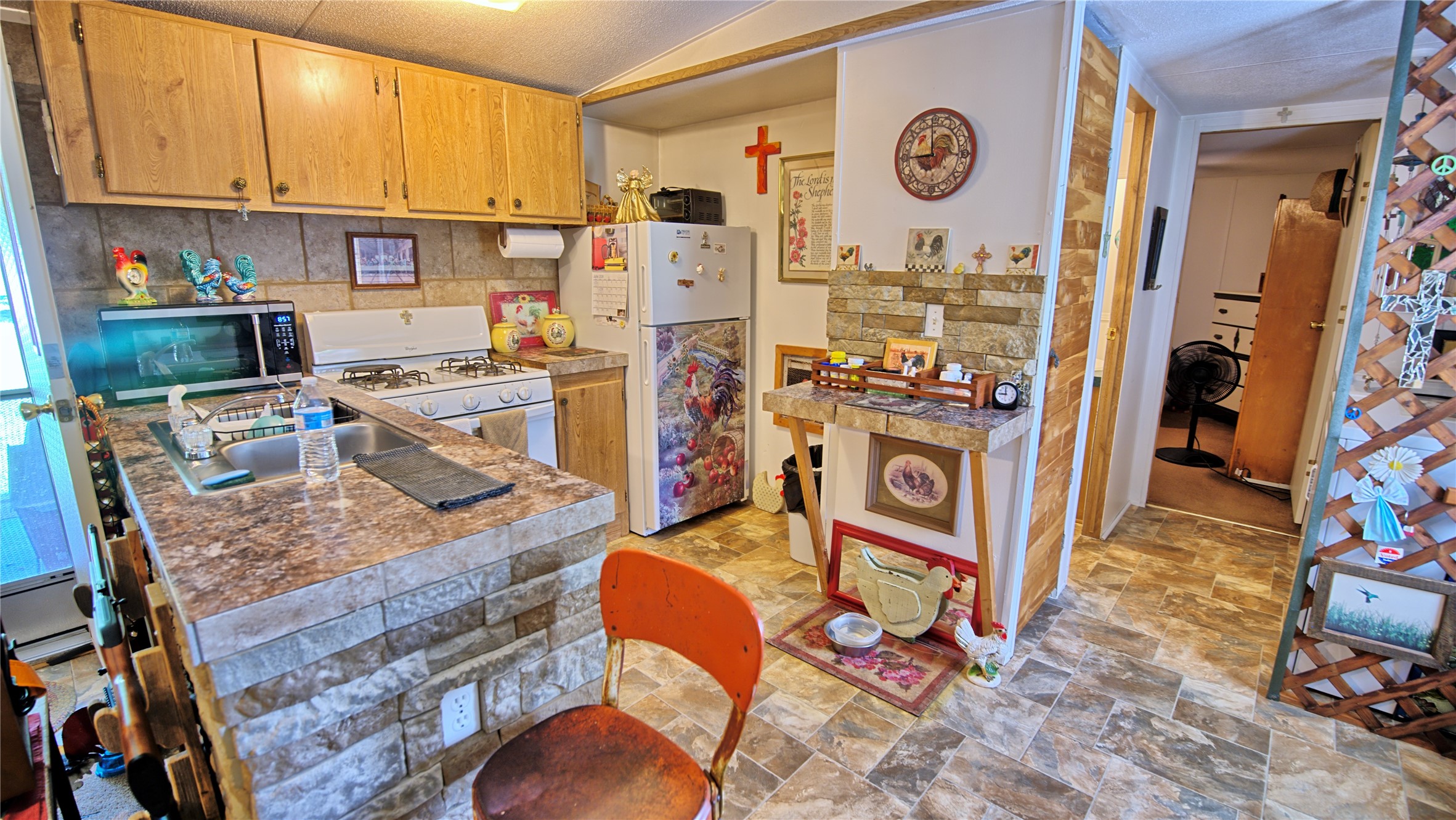 864 Upper Montague Road Bowie TX 76230
