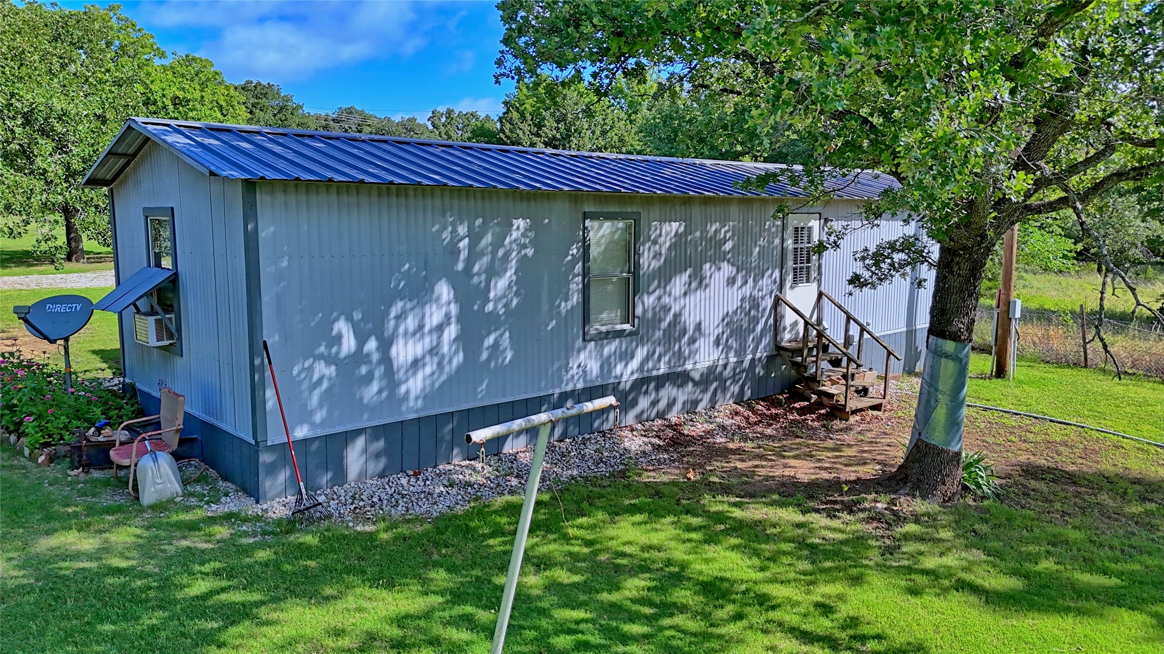 864 Upper Montague Road Bowie TX 76230