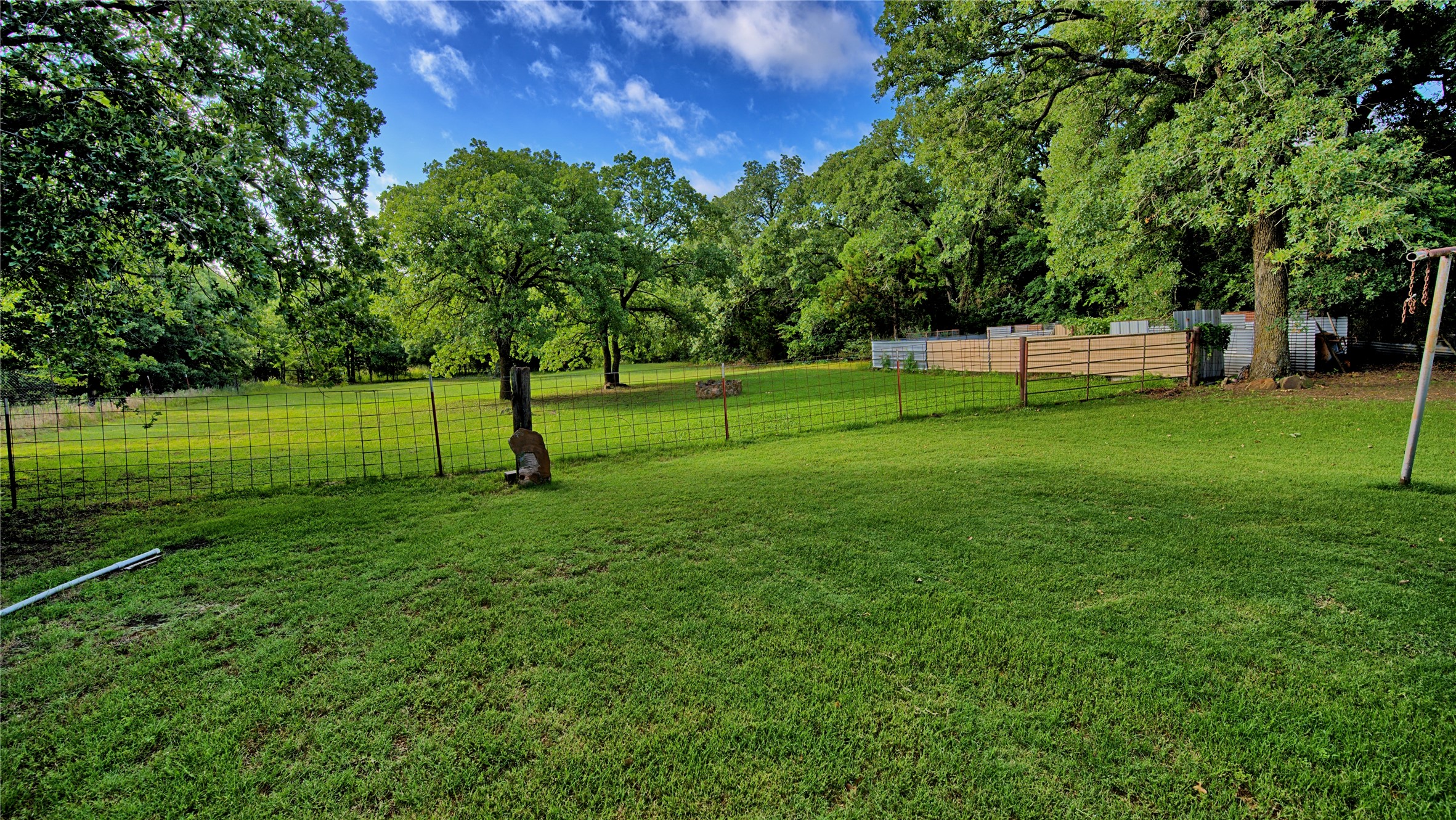 864 Upper Montague Road Bowie TX 76230