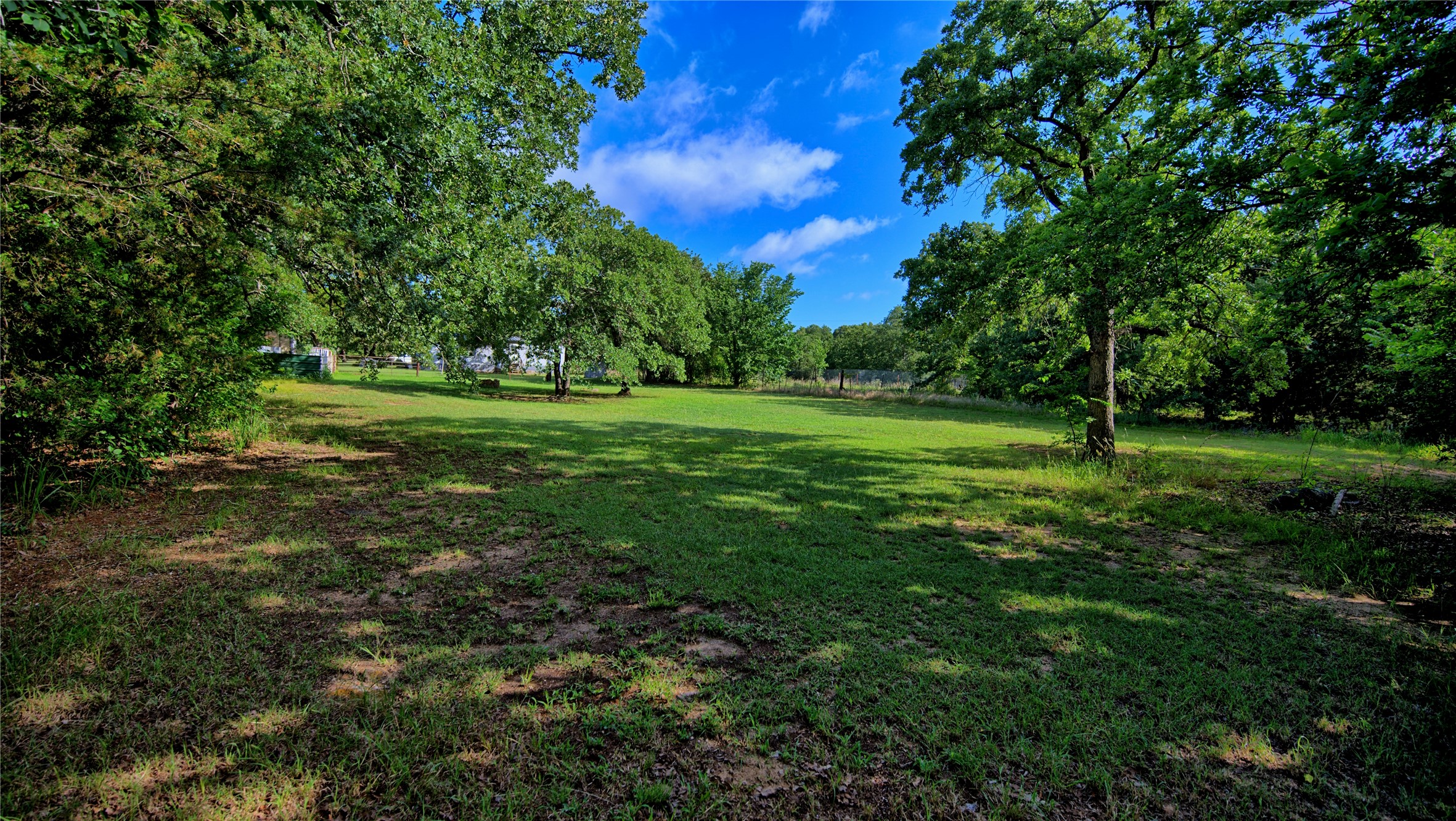 864 Upper Montague Road Bowie TX 76230