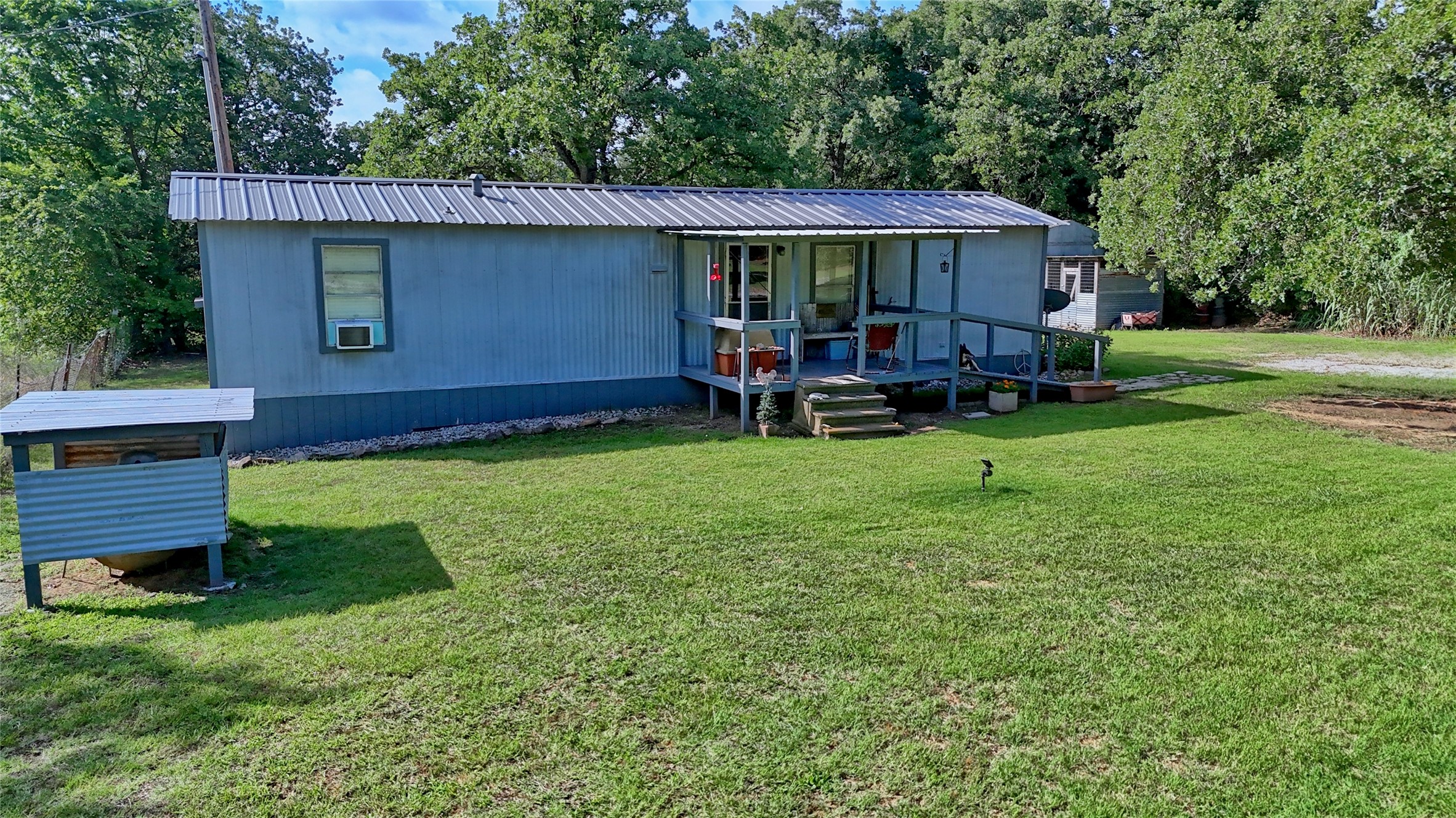 864 Upper Montague Road Bowie TX 76230