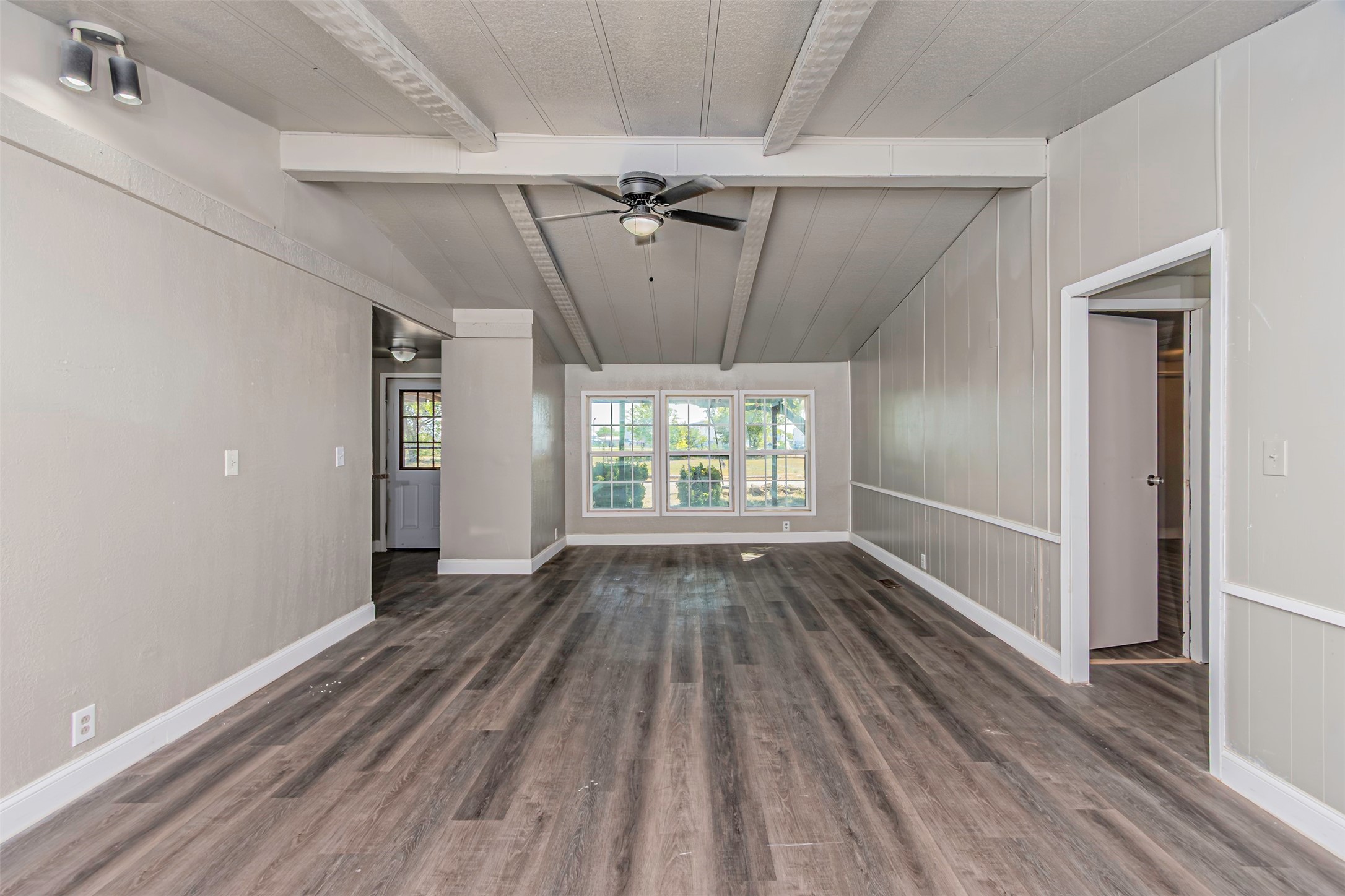 17381 Gaffield Road Justin TX 76247