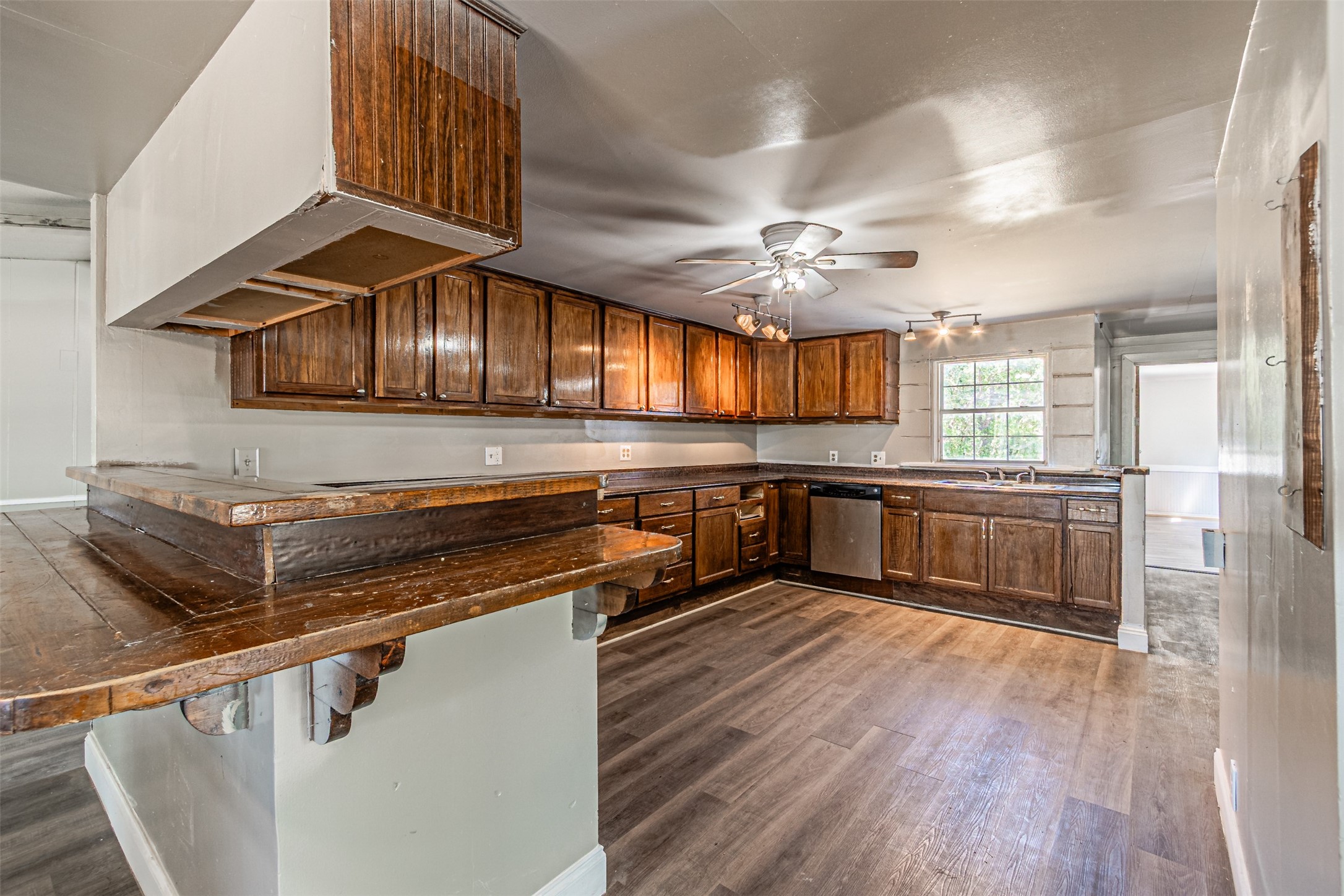 17381 Gaffield Road Justin TX 76247