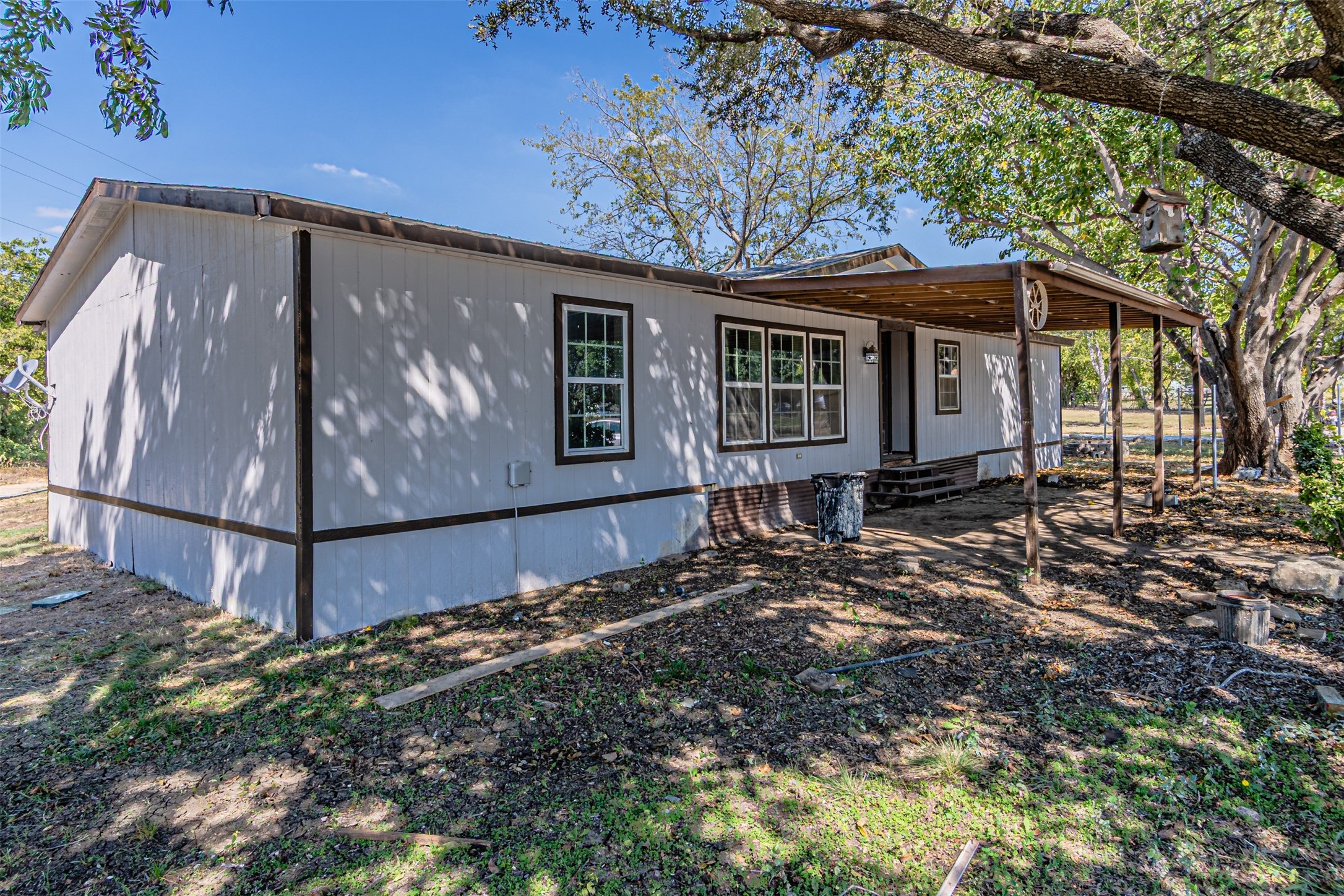 17381 Gaffield Road Justin TX 76247