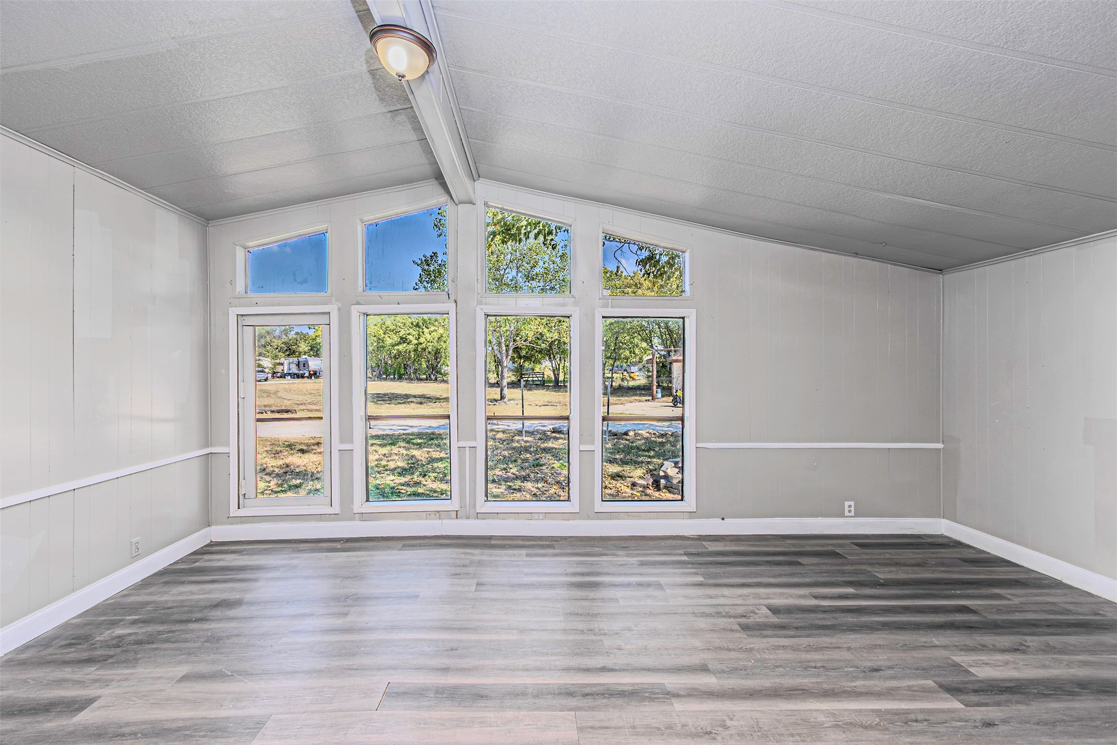 17381 Gaffield Road Justin TX 76247