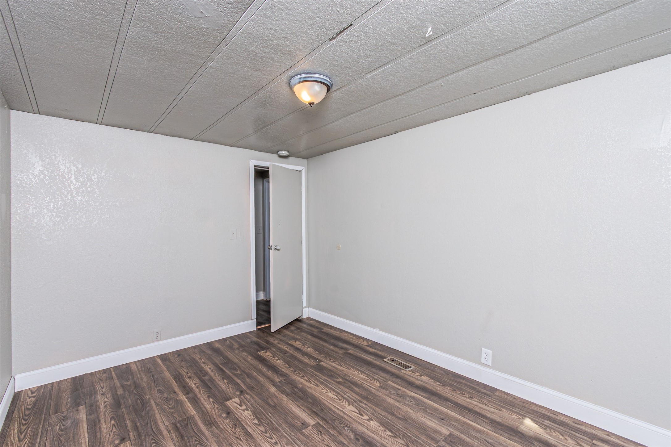 17381 Gaffield Road Justin TX 76247