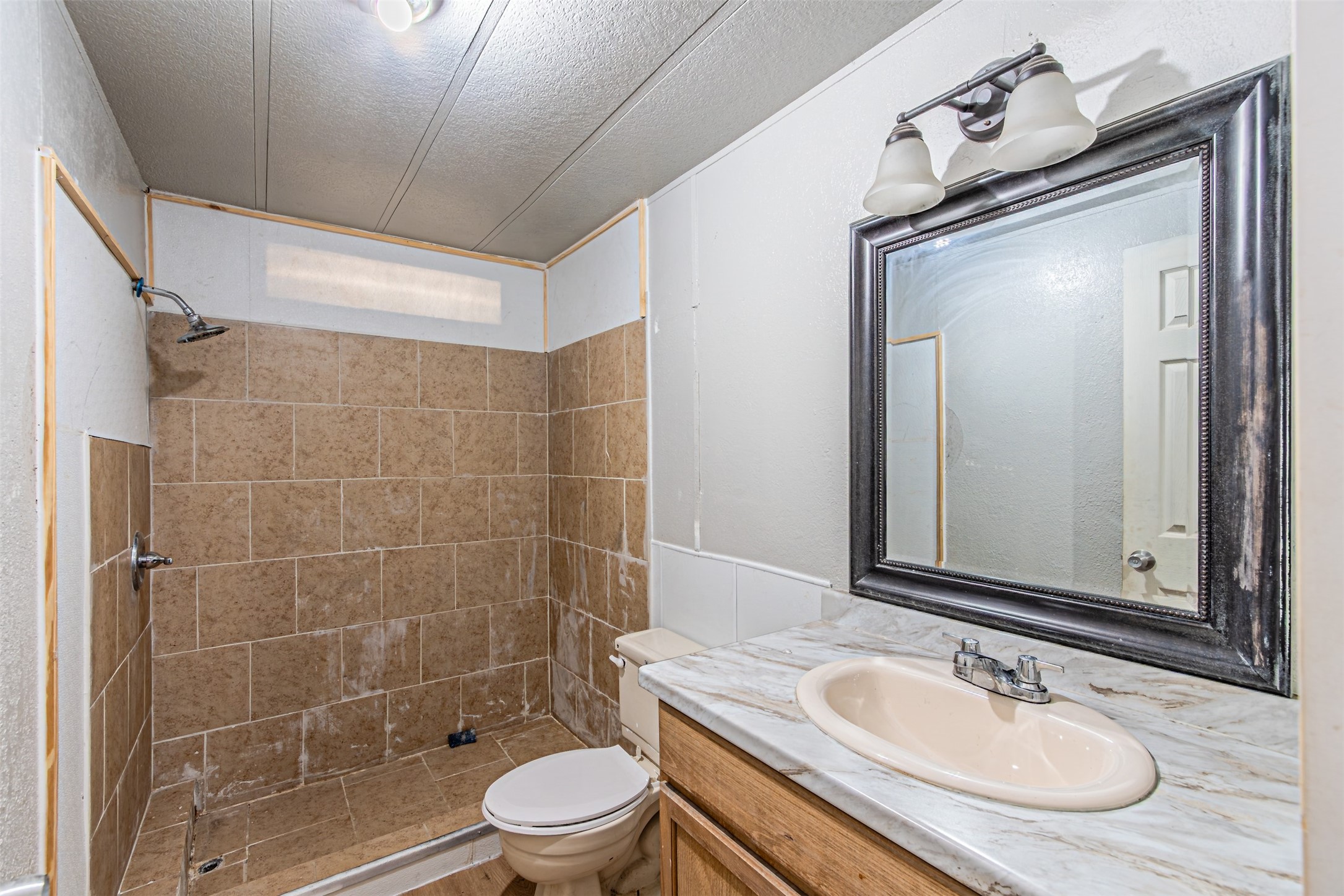 17381 Gaffield Road Justin TX 76247