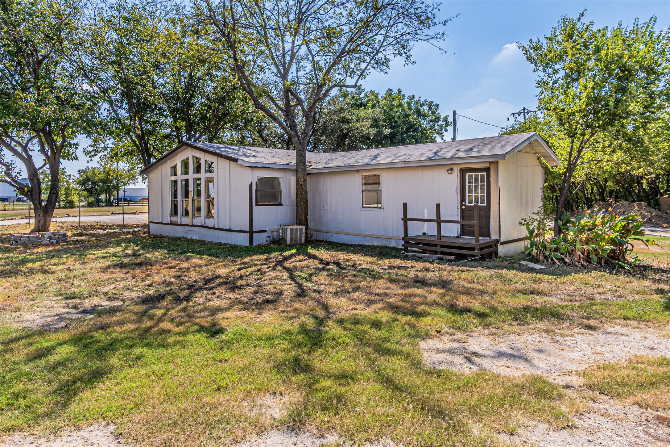 17381 Gaffield Road Justin TX 76247