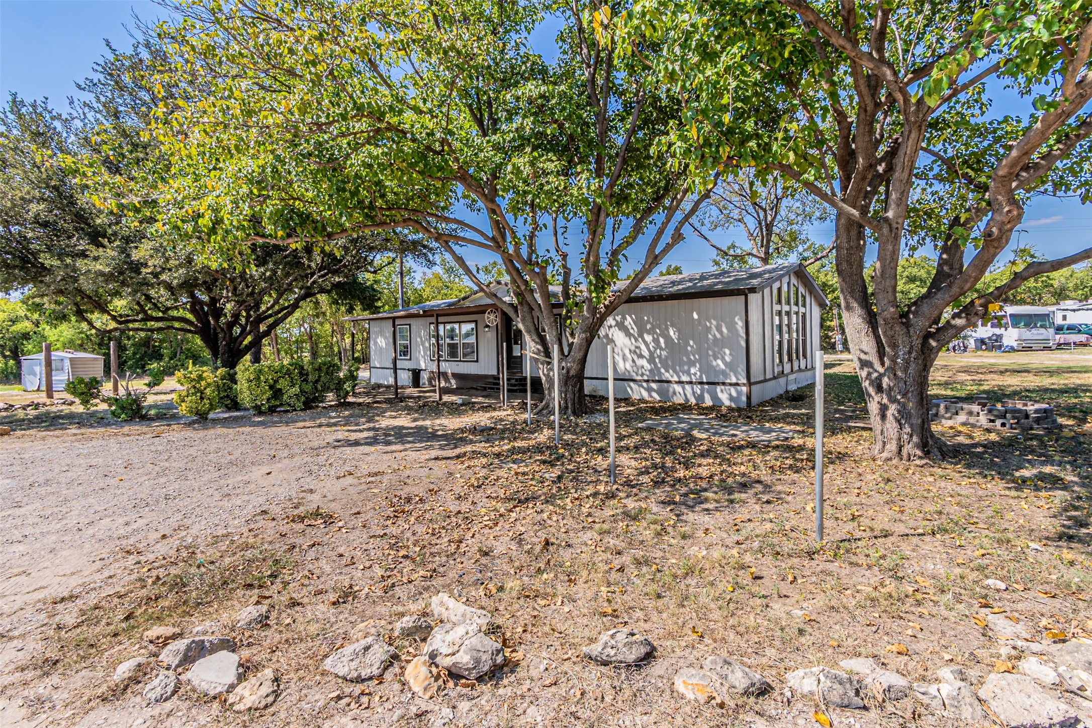 17381 Gaffield Road Justin TX 76247
