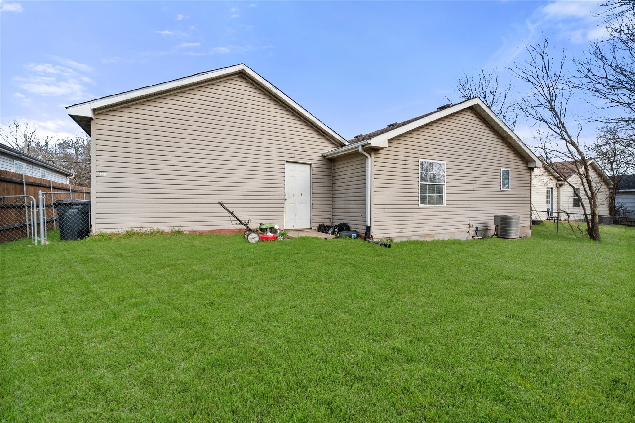 2301 W 13th Avenue Corsicana TX 75110