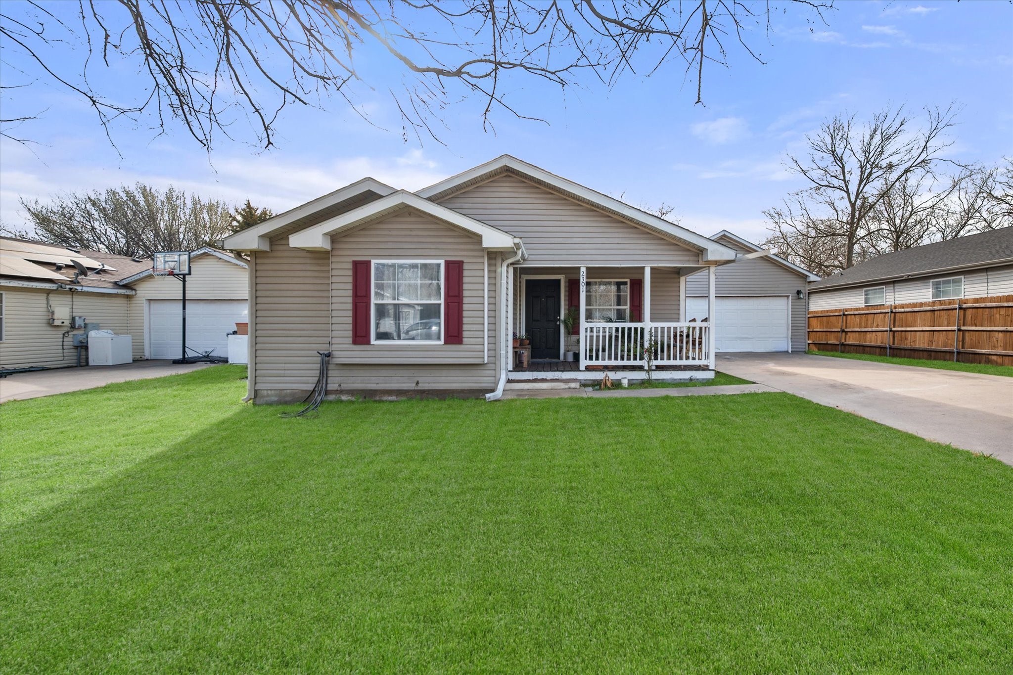 2301 W 13th Avenue Corsicana TX 75110