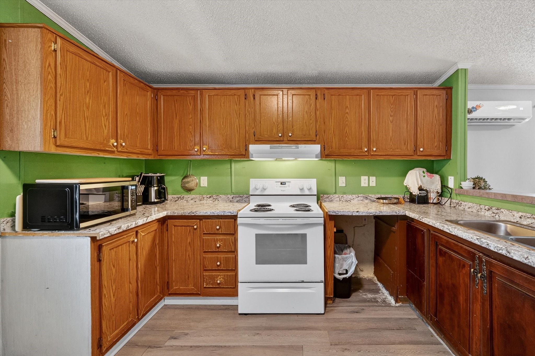 2301 W 13th Avenue Corsicana TX 75110