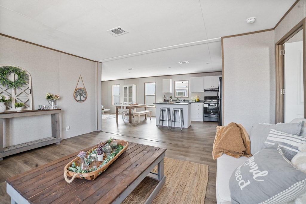 147 Lark Meadow Drive Runaway Bay TX 76426