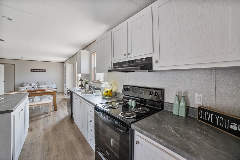 147 Lark Meadow Drive Runaway Bay TX 76426