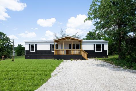 147 Lark Meadow Drive Runaway Bay TX 76426