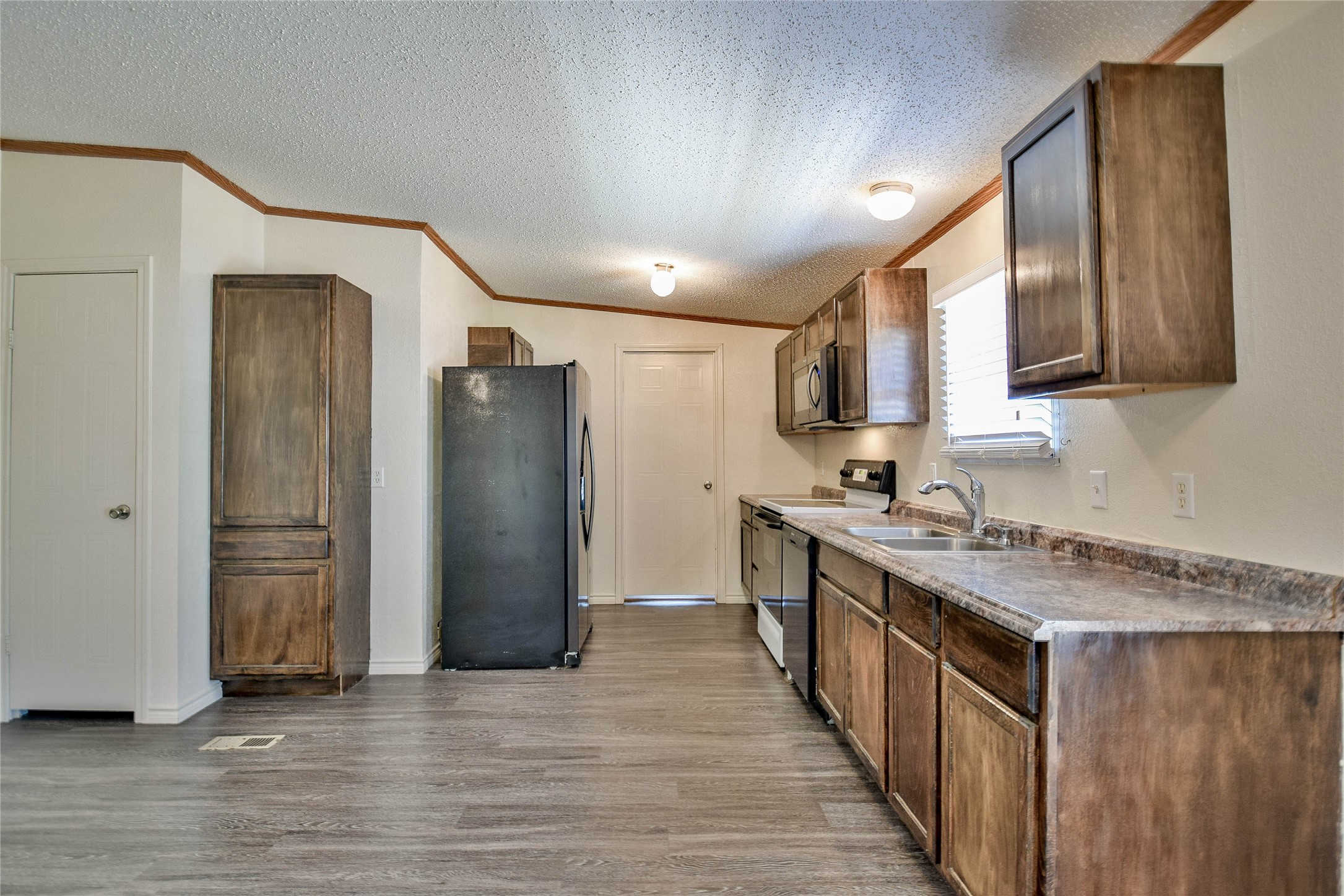 5420 Water View Drive Granbury TX 76048