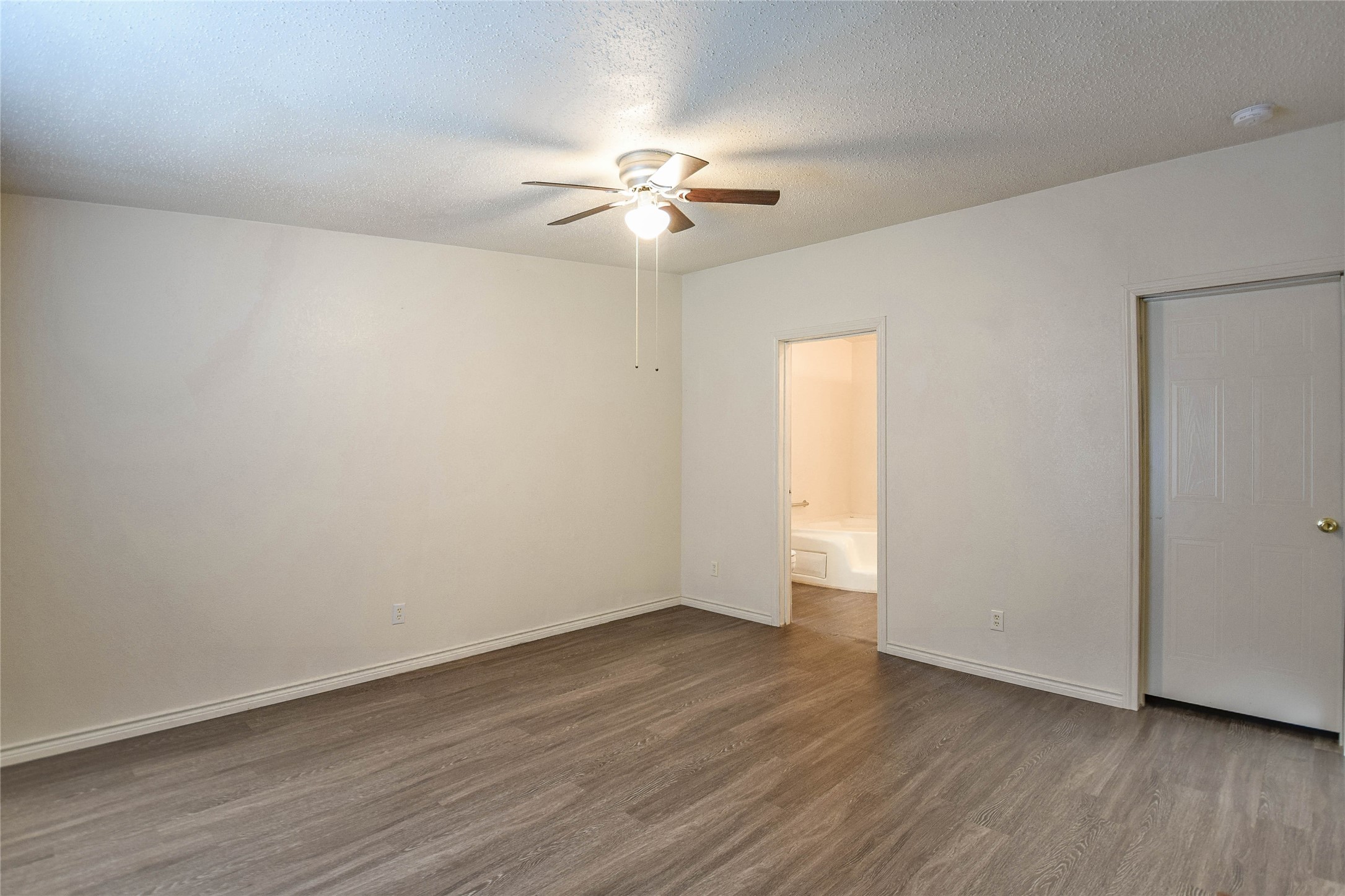 5420 Water View Drive Granbury TX 76048