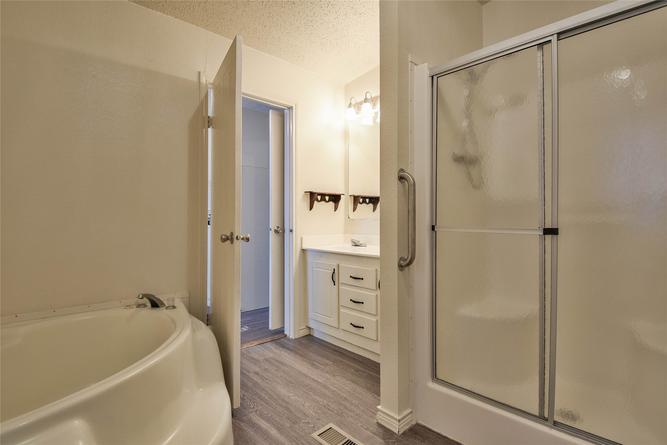 5420 Water View Drive Granbury TX 76048