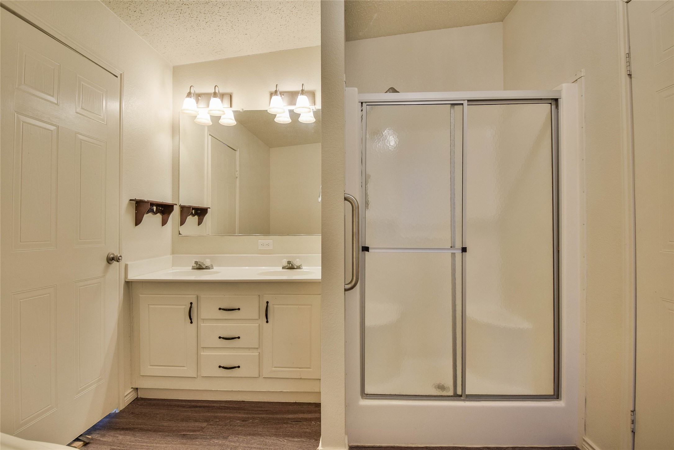 5420 Water View Drive Granbury TX 76048