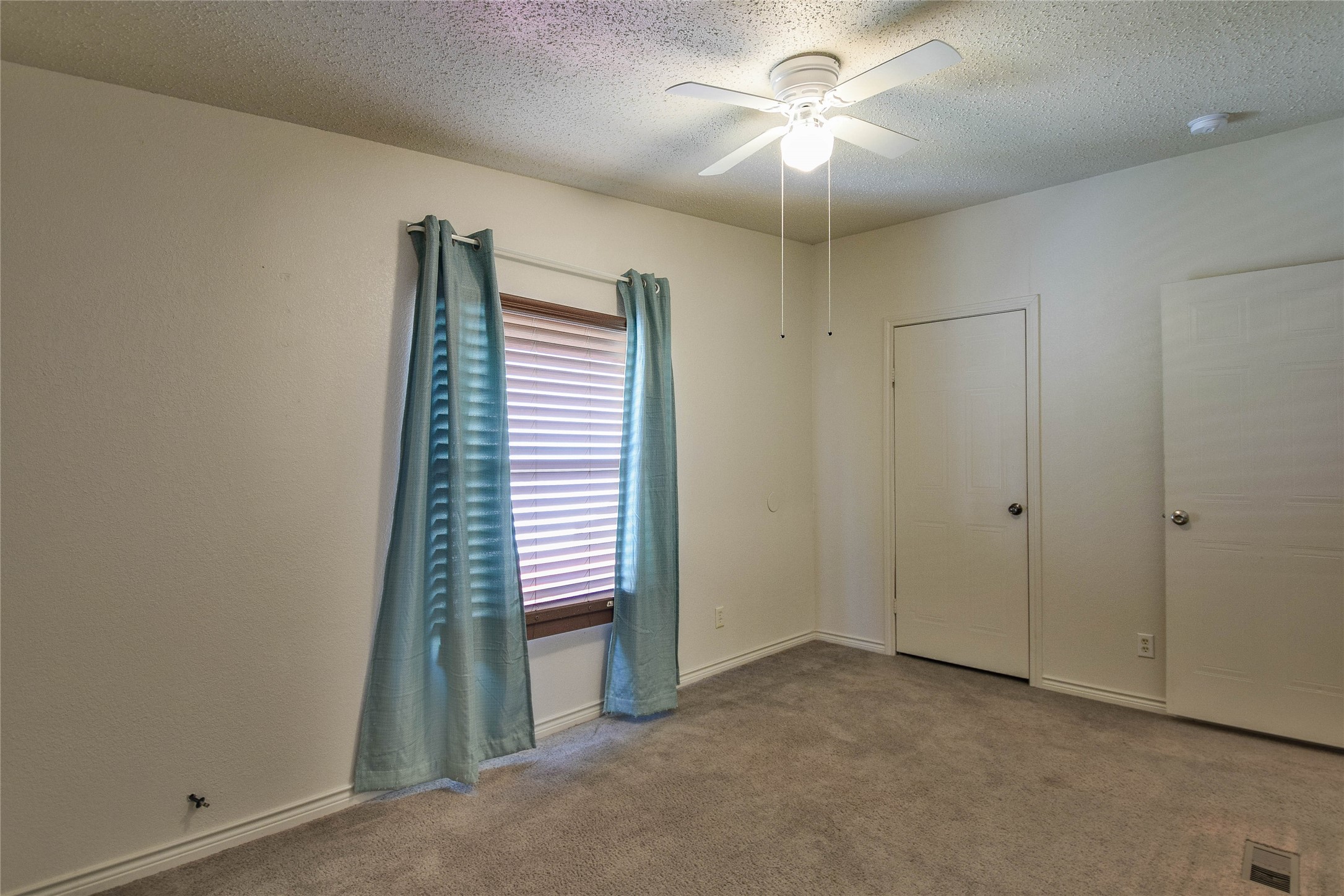 5420 Water View Drive Granbury TX 76048