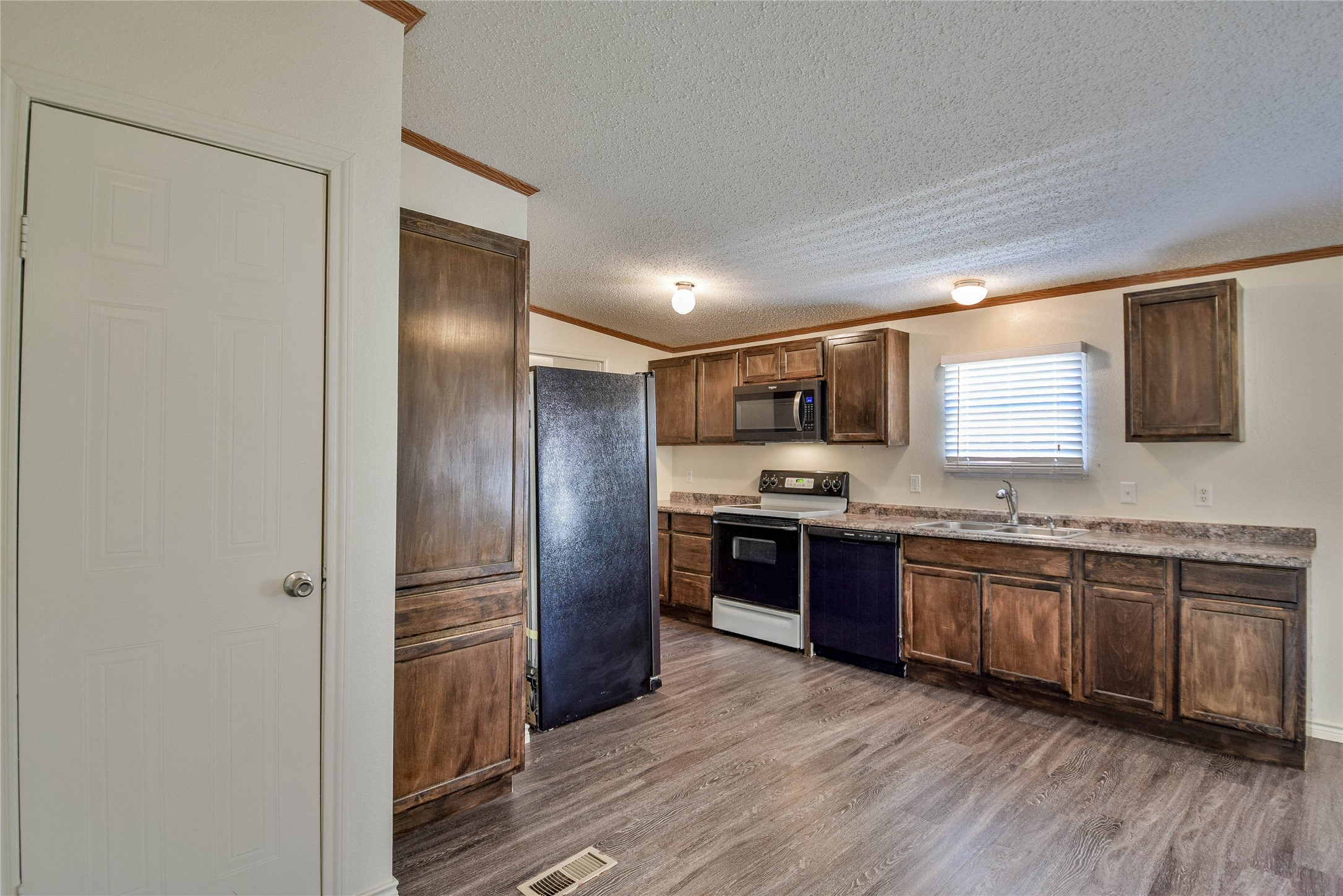 5420 Water View Drive Granbury TX 76048