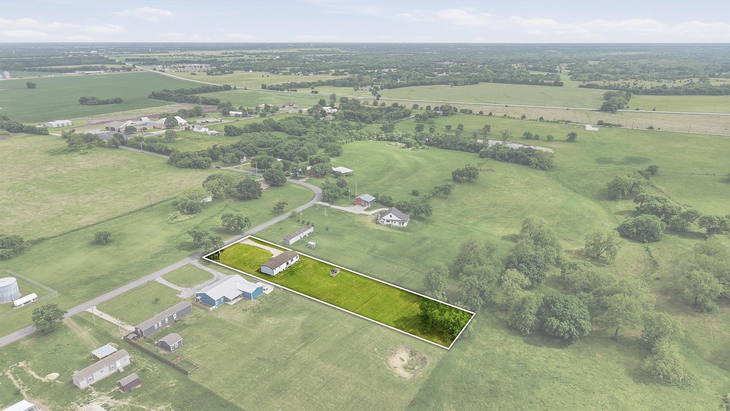 587 Kentucky Town Road Whitewright TX 75491
