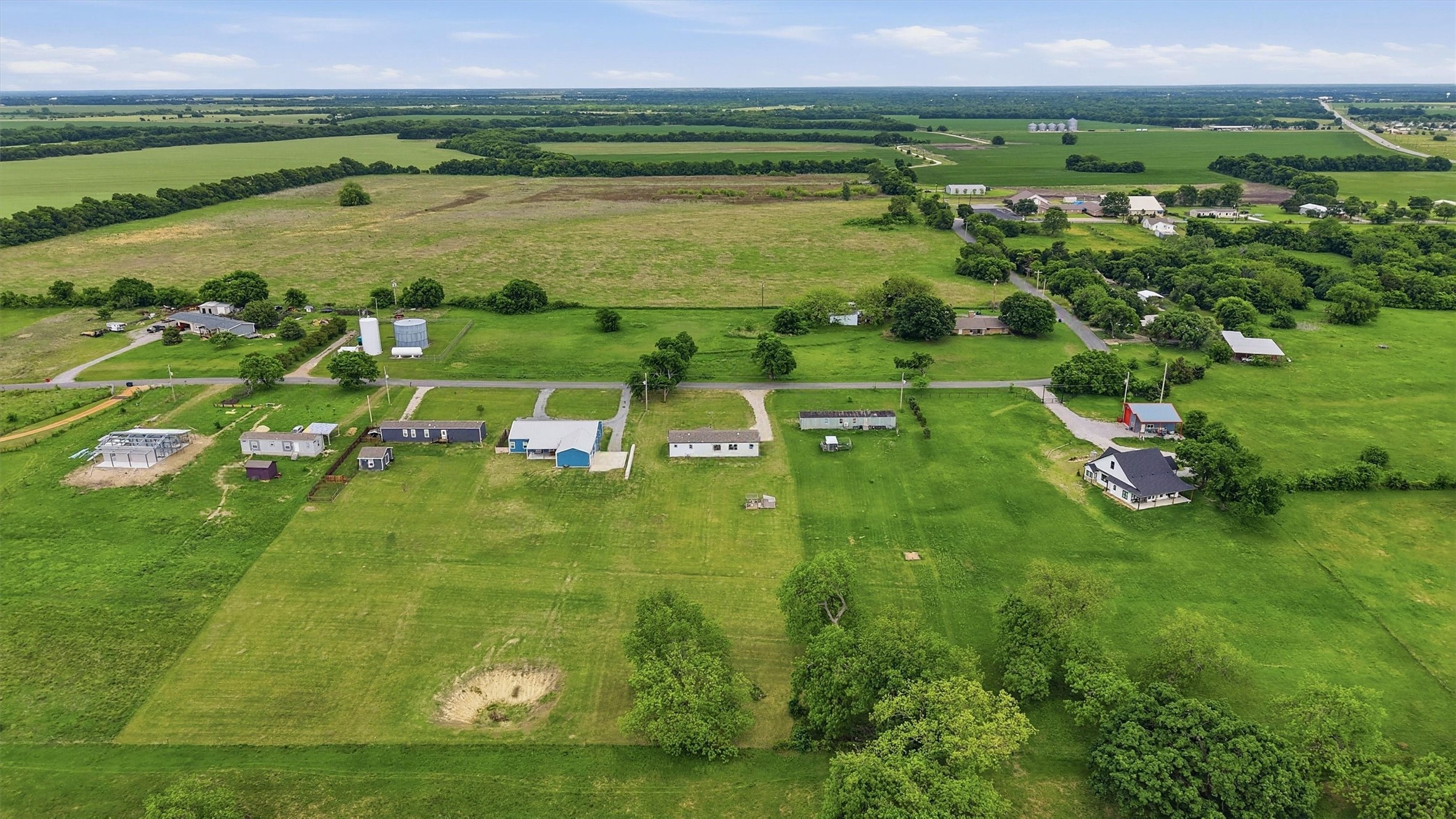 587 Kentucky Town Road Whitewright TX 75491