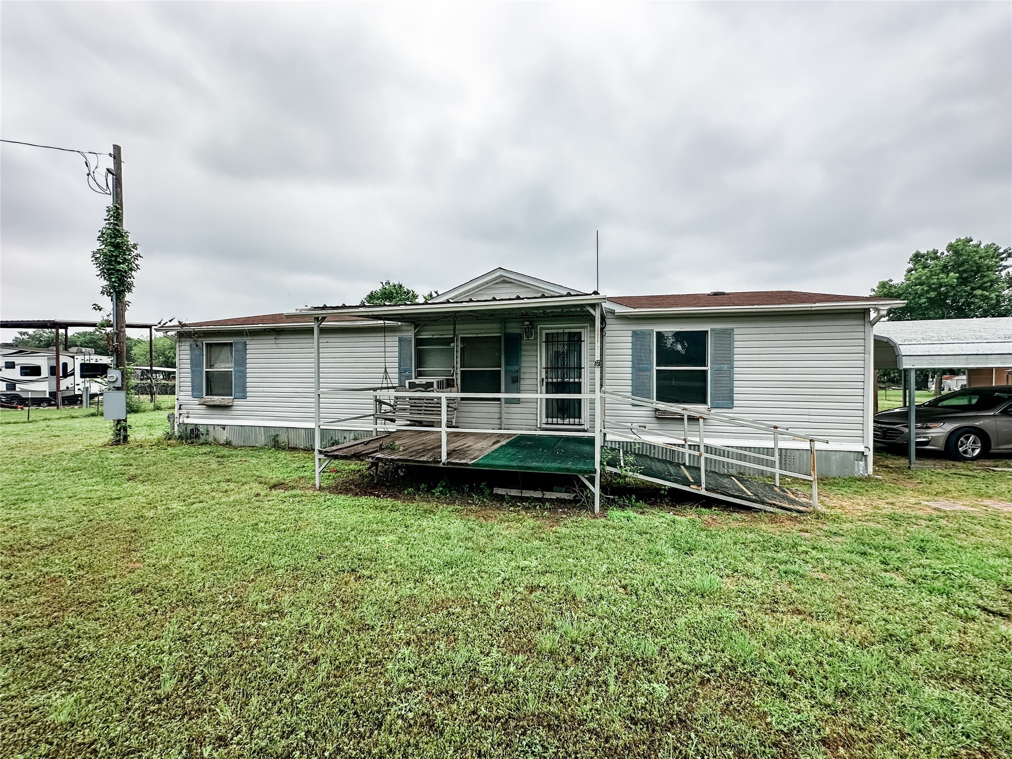 8656 S Fm 730 Azle TX 76020