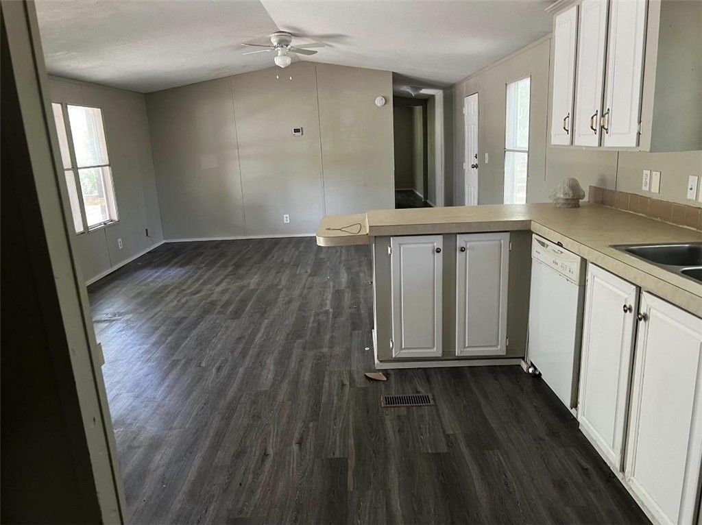 229 N 2nd Street Walnut Springs TX 76690