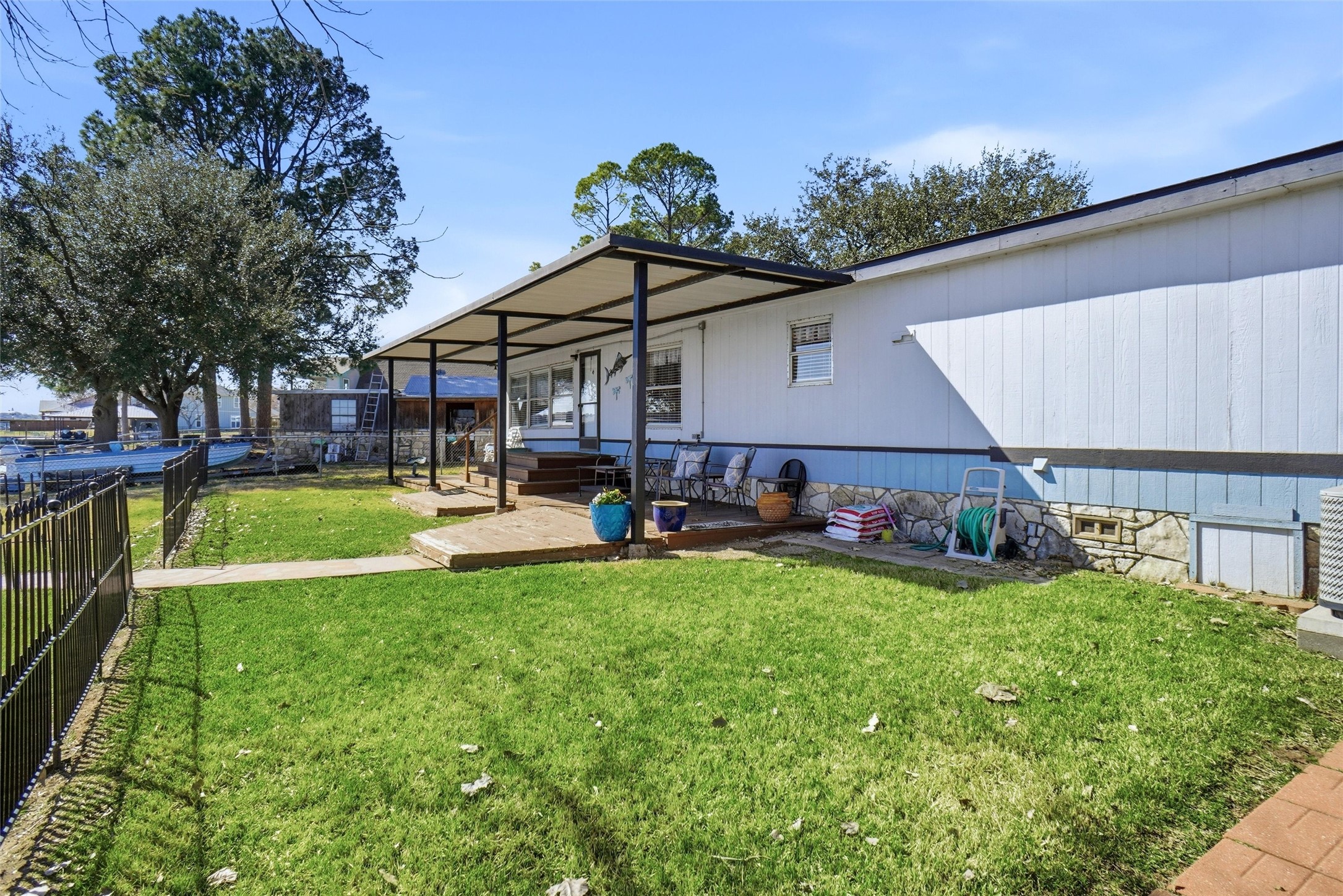 4433 Wildwood Circle Granbury TX 76049