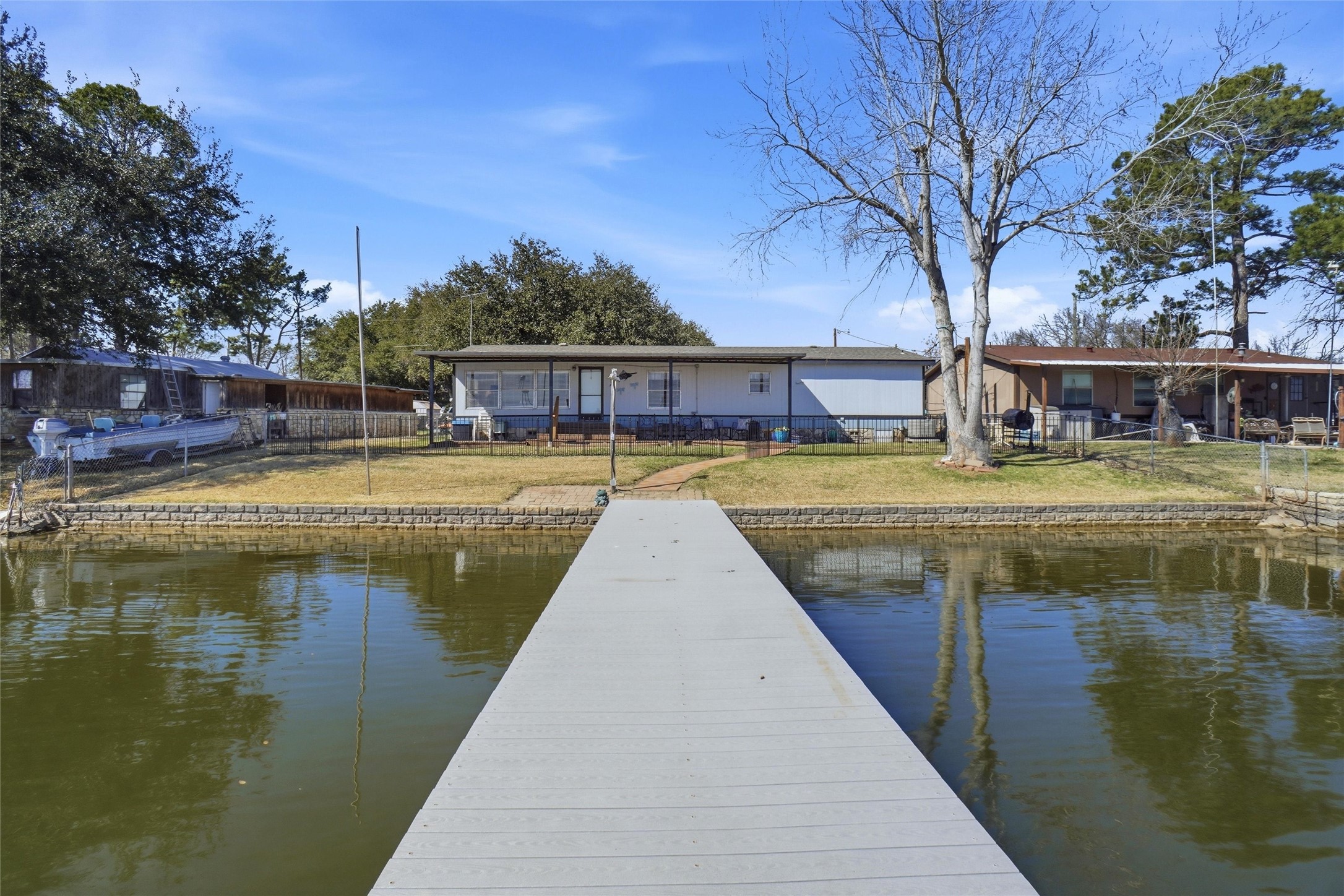 4433 Wildwood Circle Granbury TX 76049