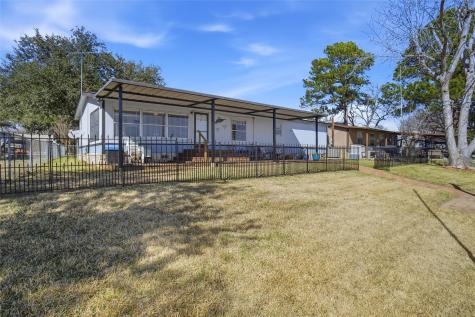 4433 Wildwood Circle Granbury TX 76049